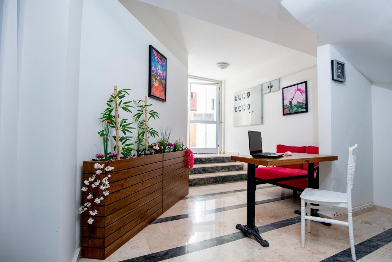 Arney Suites Esquiceir Exterior foto